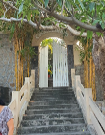 Chùa Linh Sơn Điện Bà (Chùa thầy Chí)