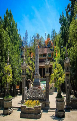 Chùa Sắc tứ Long Sơn