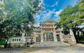 Chùa Diệu Pháp Nuôi Trẻ Mồ Côi