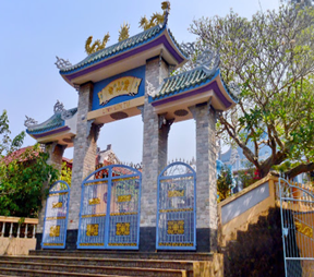 Chùa Linh Sơn Tự