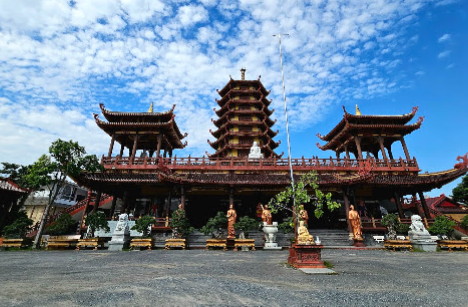 Chùa Phật Ngọc Xá Lợi - Phường Tân Ngãi, Vĩnh Long
