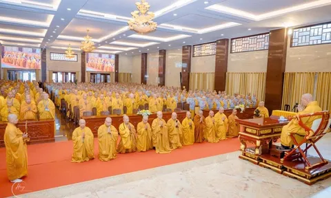 Trưởng lão Hòa thượng Thích Thiện Nhơn sách tấn Tuần huân tu và Khóa bồi dưỡng trụ trì tại Việt Nam Quốc Tự