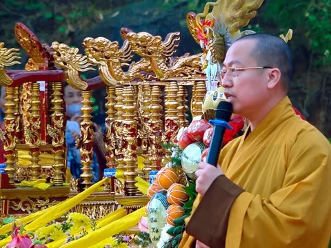 Hà Tĩnh: Chùa Đại Hùng kỷ niệm ngày “Hóa” của Thủy Tổ Quốc Mẫu