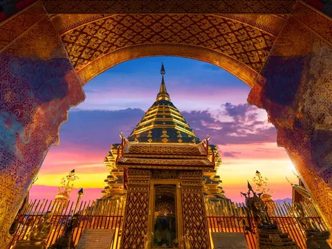 Vẻ đẹp của chùa Wat Phrathat Doi Suthep (Thái Lan) có những điểm gì ấn tượng?