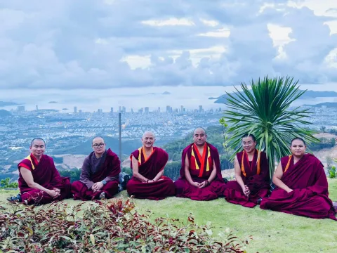 Đi để thấy mình rõ hơn