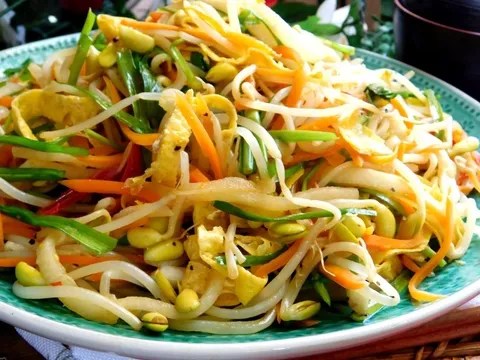 Thơm ngon và đậm đà với món giá xào đậu hũ