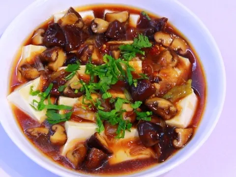 Món chay ngon cho ngày Tết, đậu phụ non sốt nấm đông cô