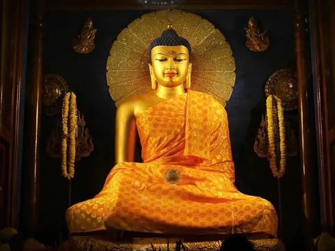 Phân biệt đạo Phật lịch sử và đạo Phật tôn giáo tín ngưỡng