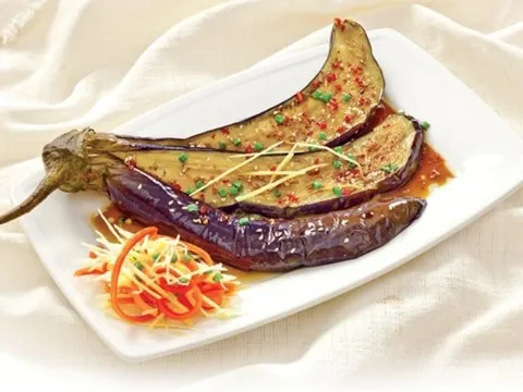 Món chay ngon: Cà tím hấp nước tương tỏi